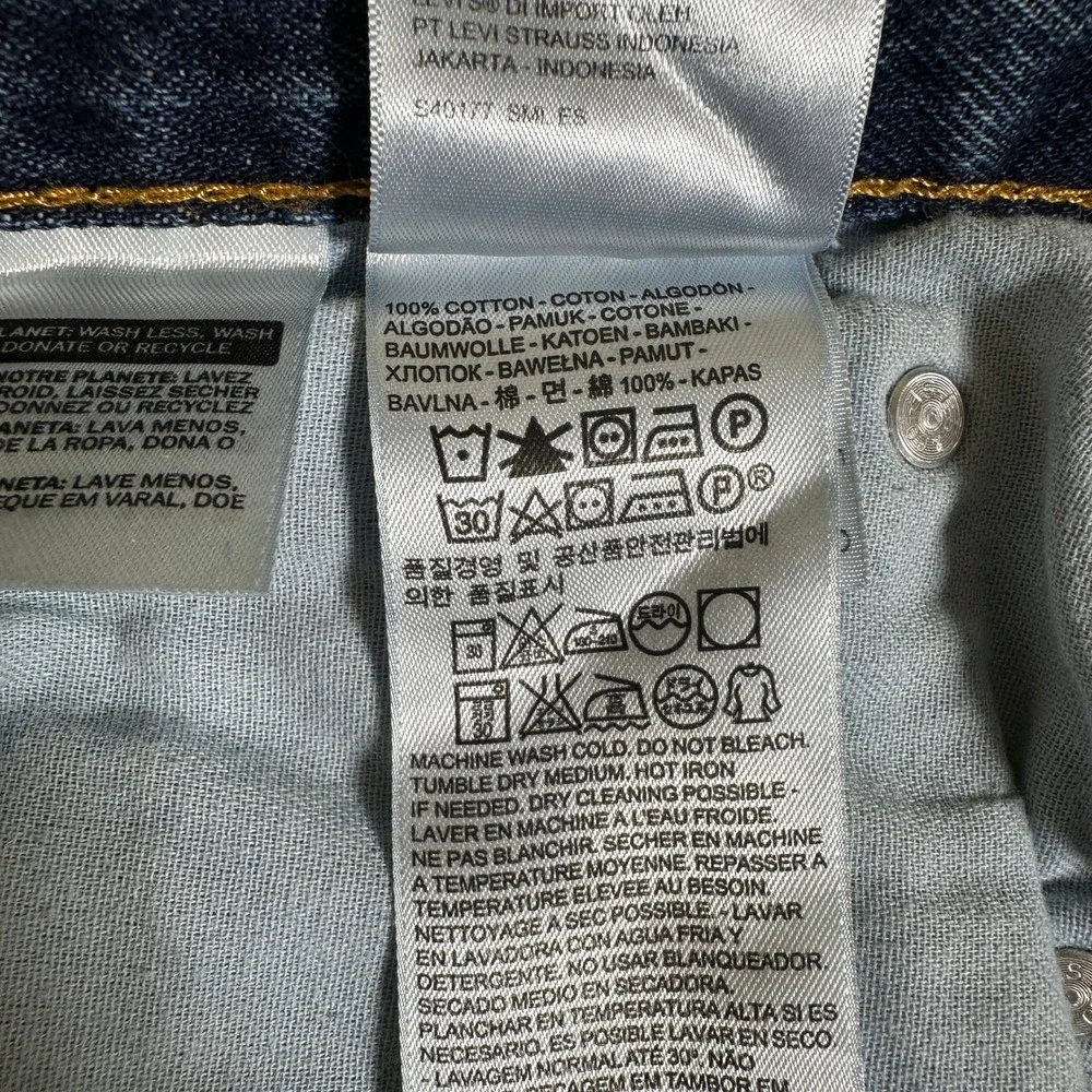 Levis 560 Comfort Fit Tapered Leg Jeans Mens 46x30 Blue Denim Medium Wash